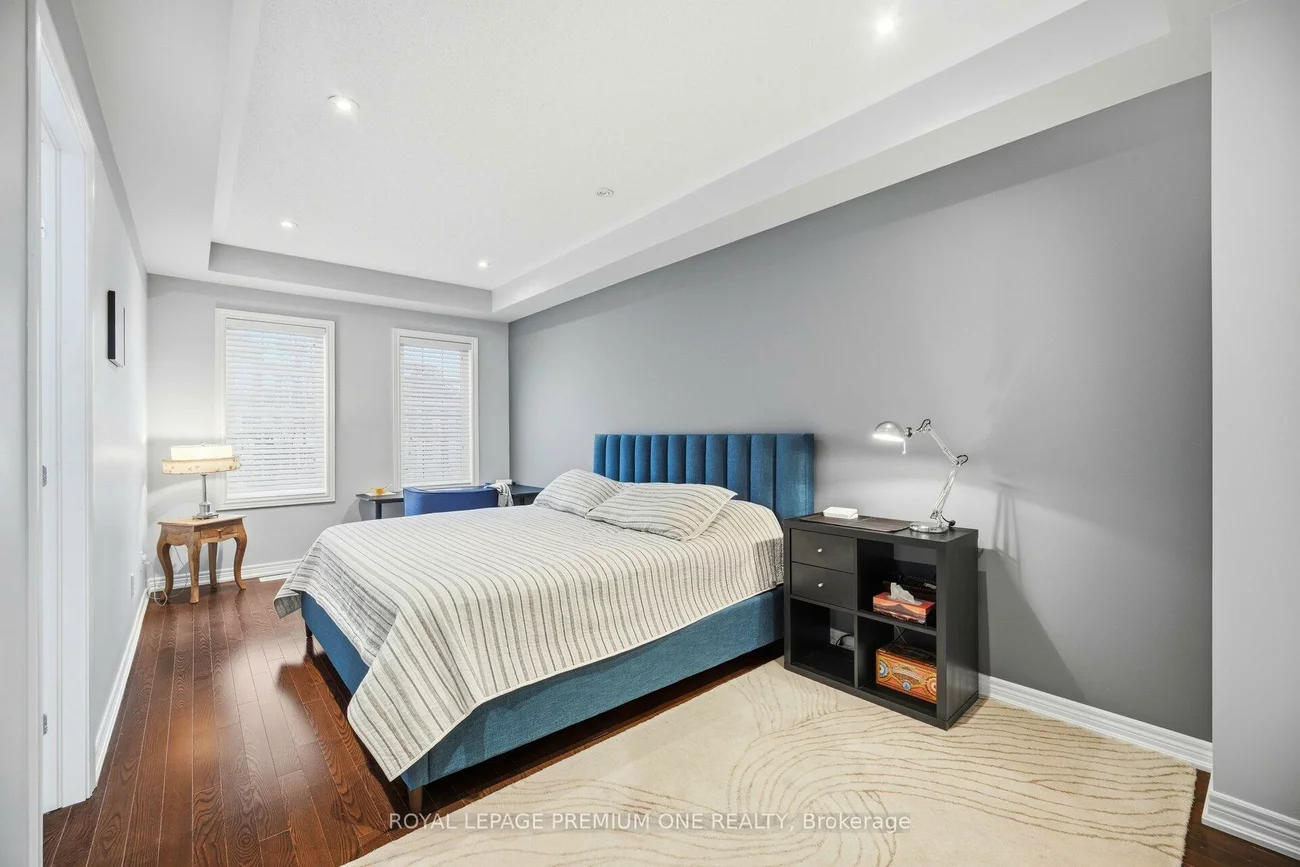 8, Poetry, Vellore Village, Vaughan