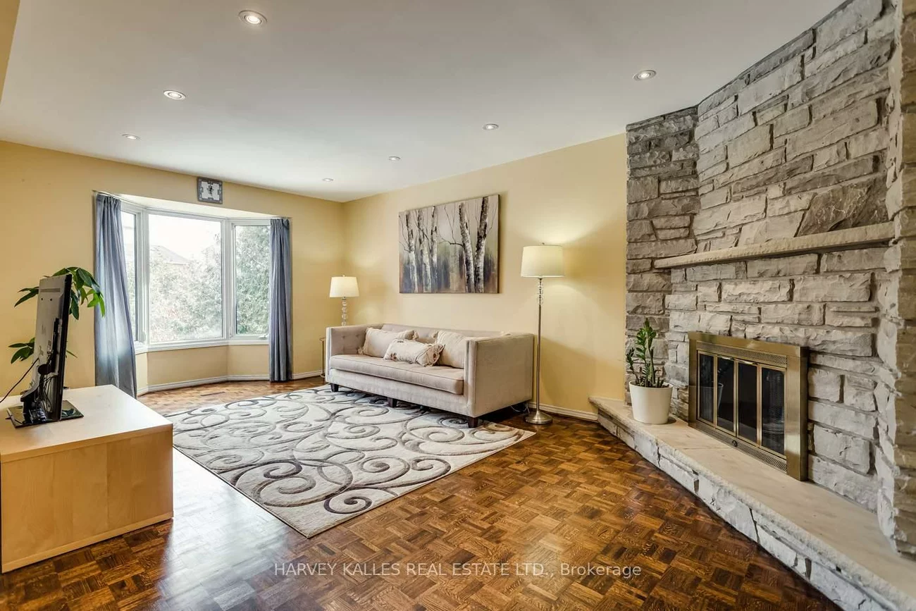 145, Franklin, Crestwood-Springfarm-Yorkhill, Vaughan