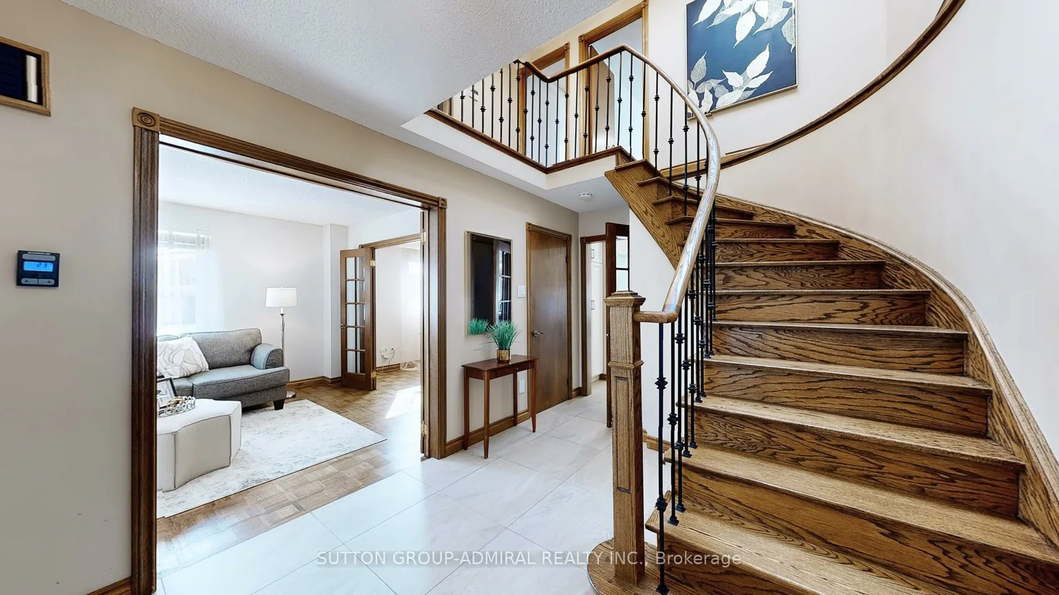 44, Birch Meadow, East Woodbridge, Vaughan