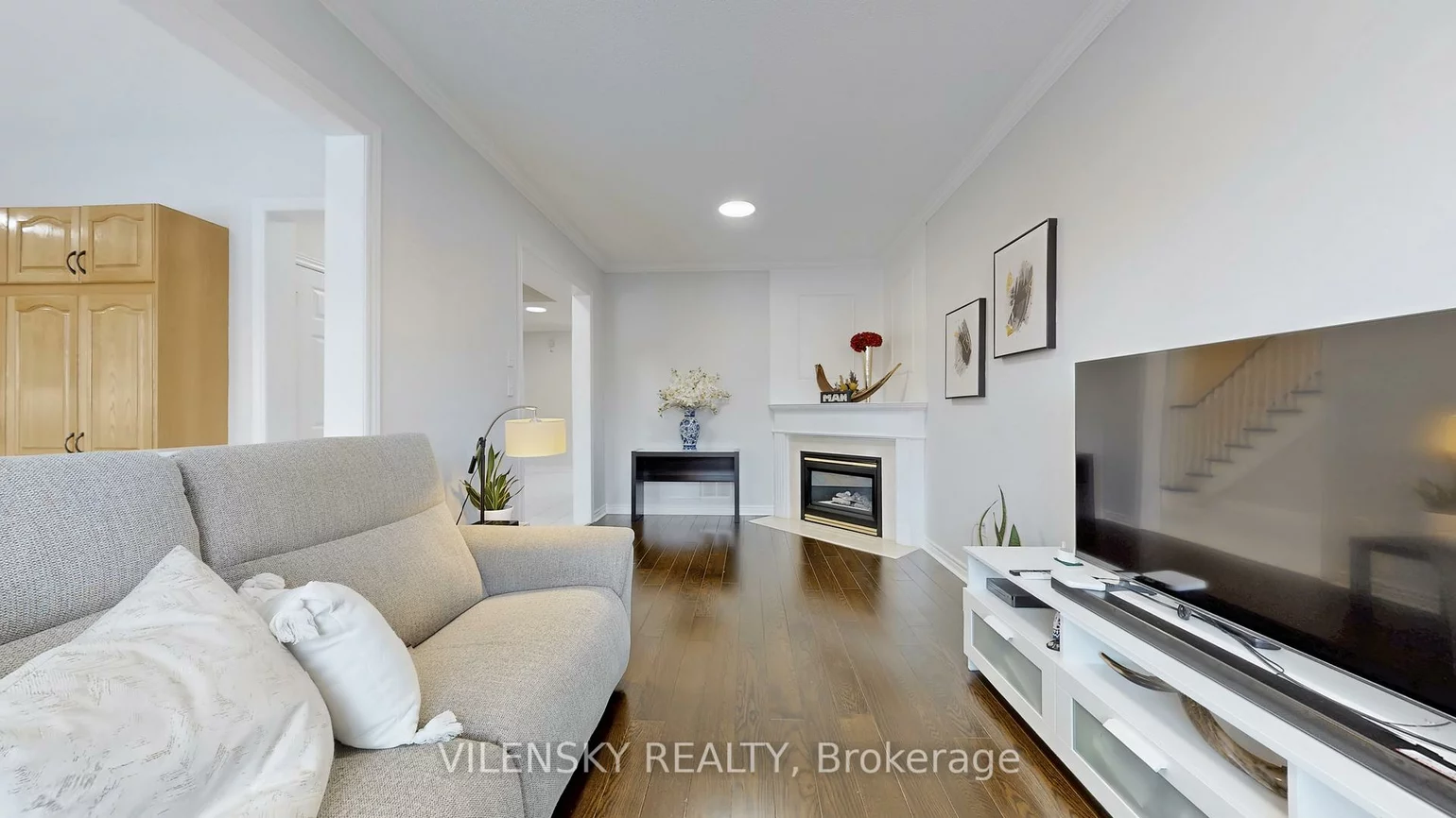 15, Gladstone, Maple, Vaughan