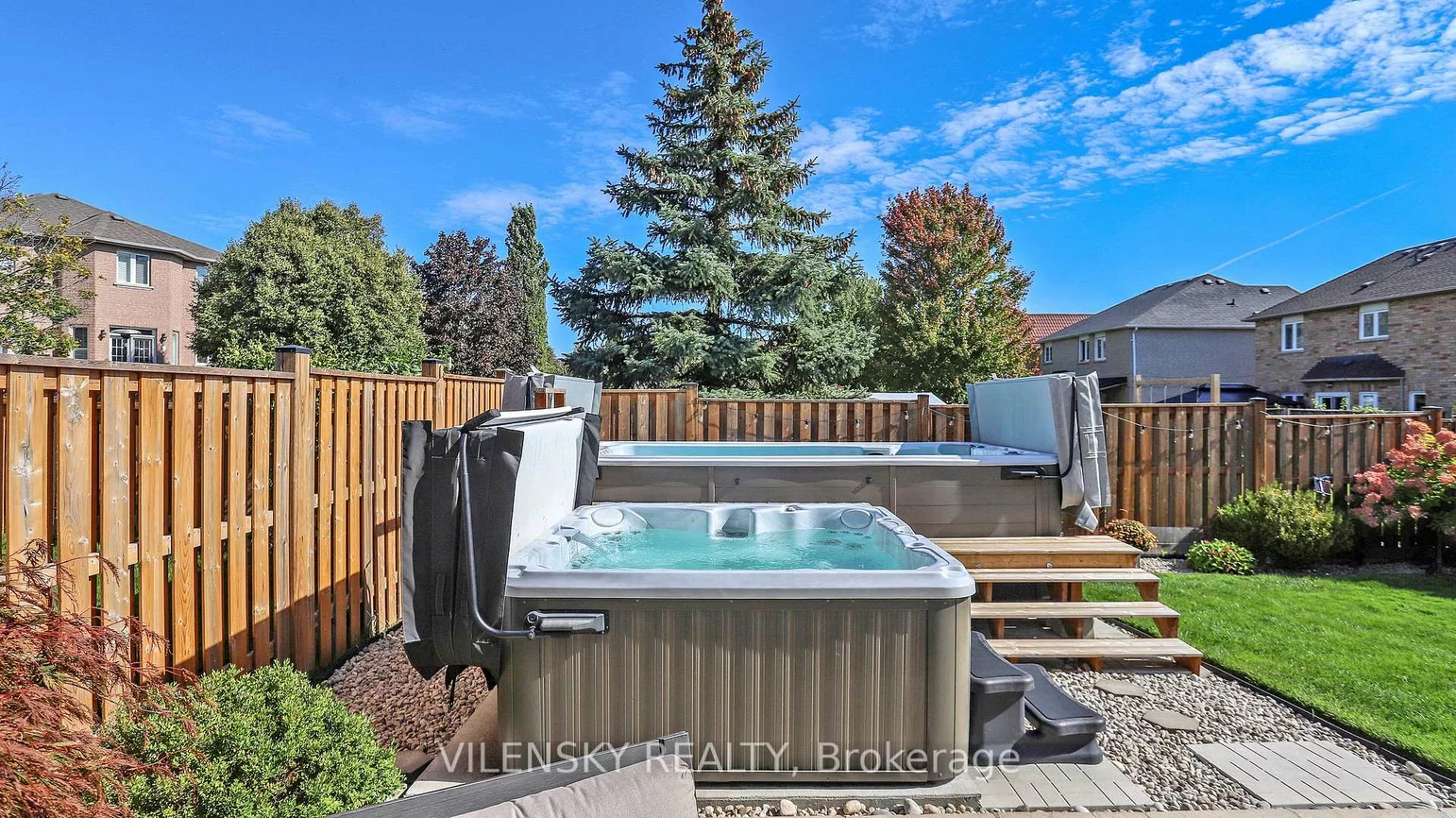 15, Gladstone, Maple, Vaughan