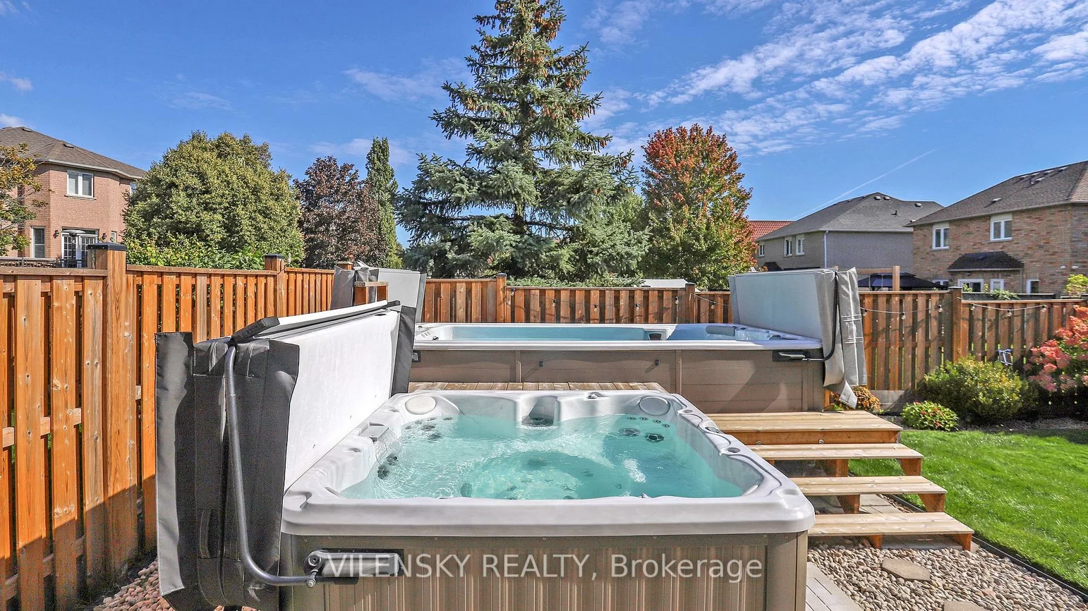 15, Gladstone, Maple, Vaughan