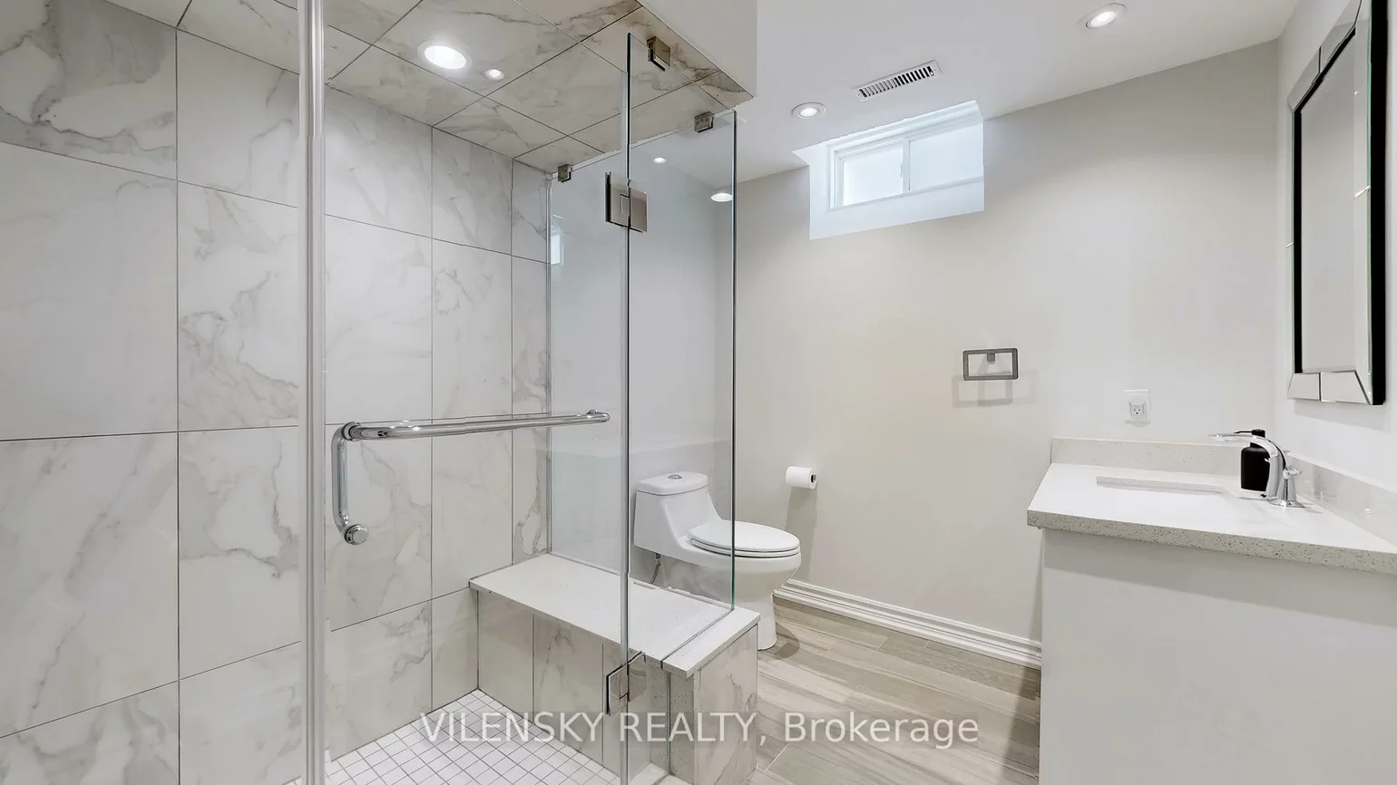 15, Gladstone, Maple, Vaughan