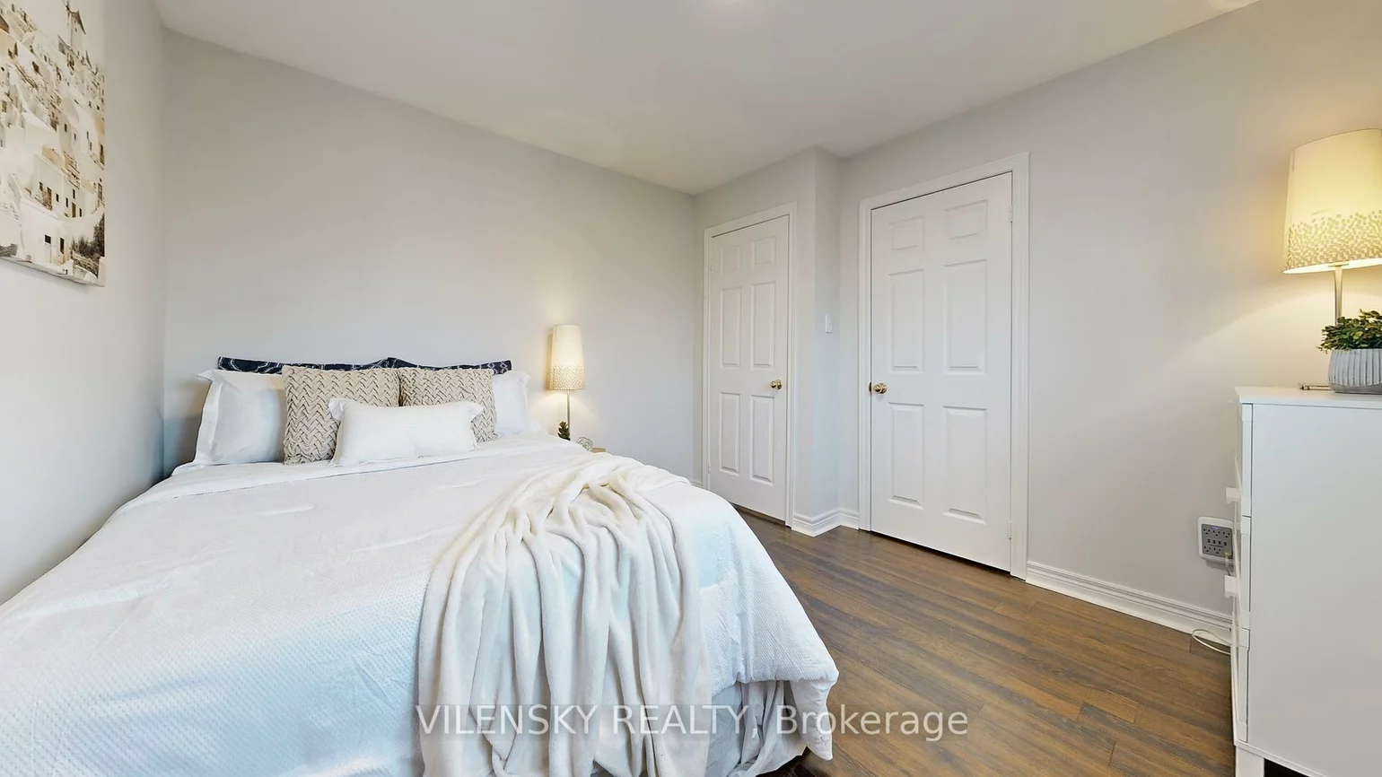 15, Gladstone, Maple, Vaughan