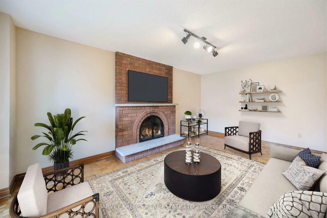 113, Cabaletta, West Woodbridge, Vaughan