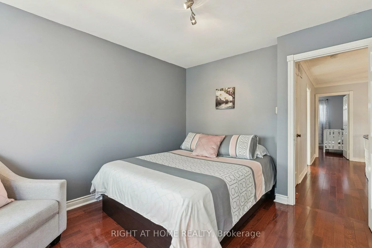 10, Claudia, West Woodbridge, Vaughan