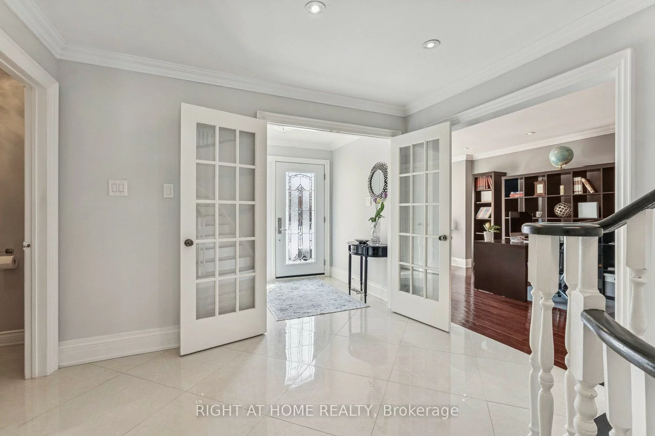 10, Claudia, West Woodbridge, Vaughan