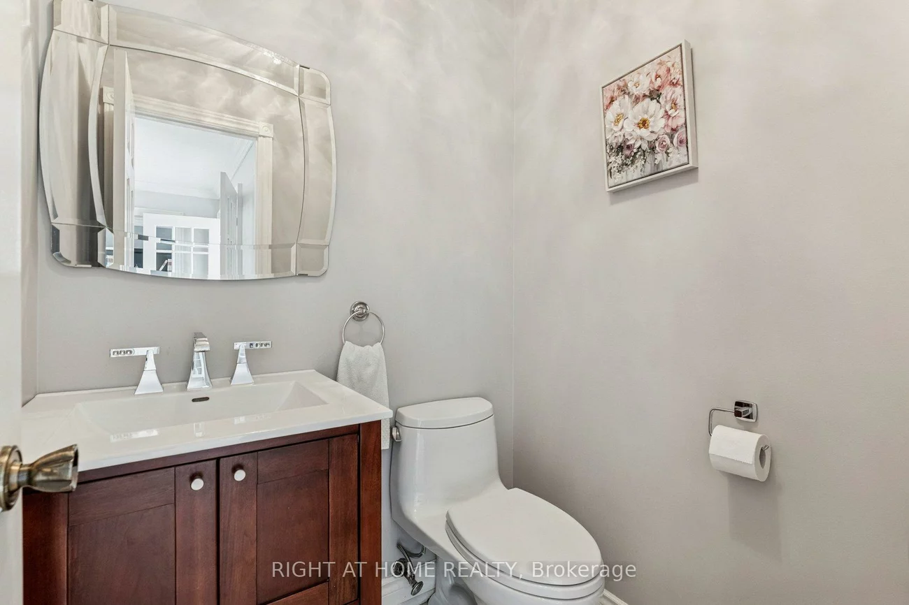 10, Claudia, West Woodbridge, Vaughan