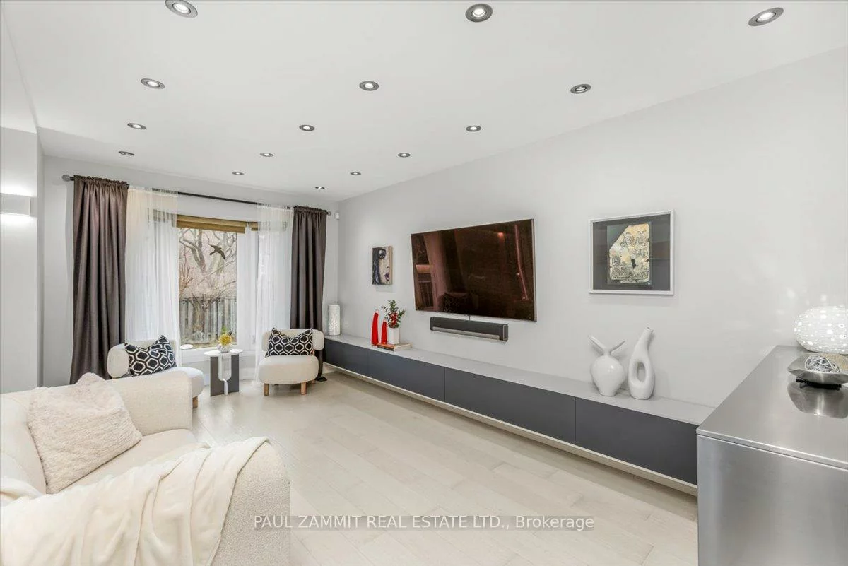 57, Glenmanor, Crestwood-Springfarm-Yorkhill, Vaughan