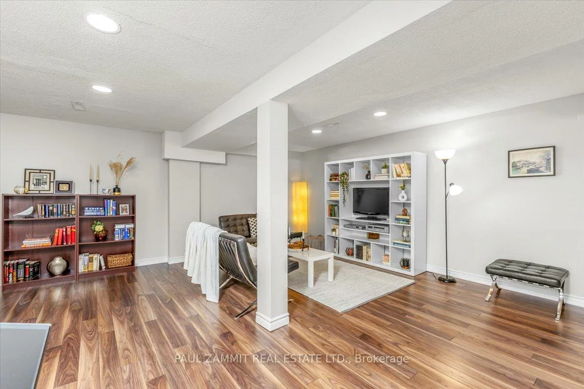 57, Glenmanor, Crestwood-Springfarm-Yorkhill, Vaughan