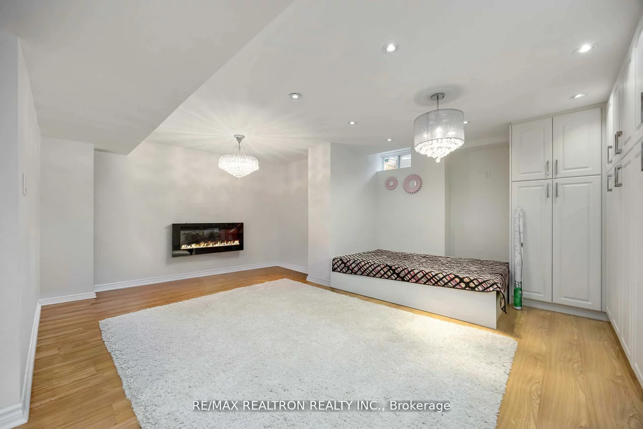 10, White Spruce, Patterson, Vaughan