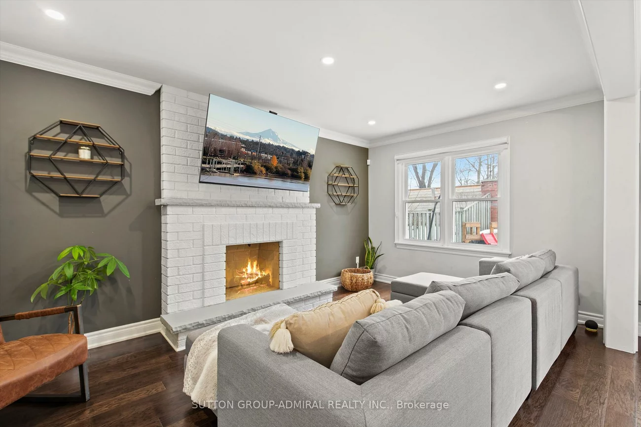 85, Pauline, Glen Shields, Vaughan