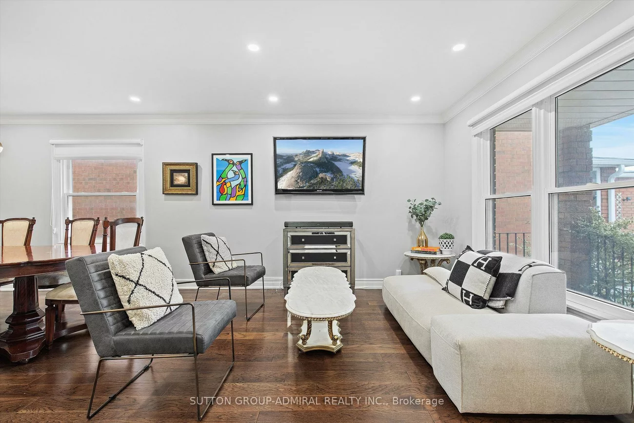 85, Pauline, Glen Shields, Vaughan