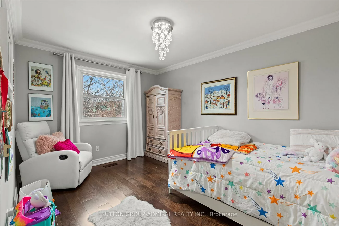 85, Pauline, Glen Shields, Vaughan