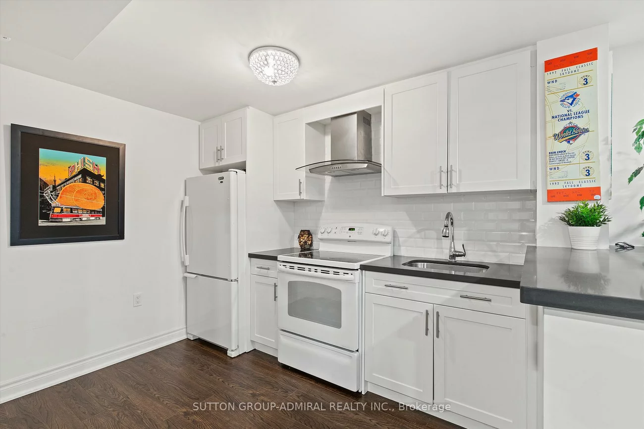 85, Pauline, Glen Shields, Vaughan