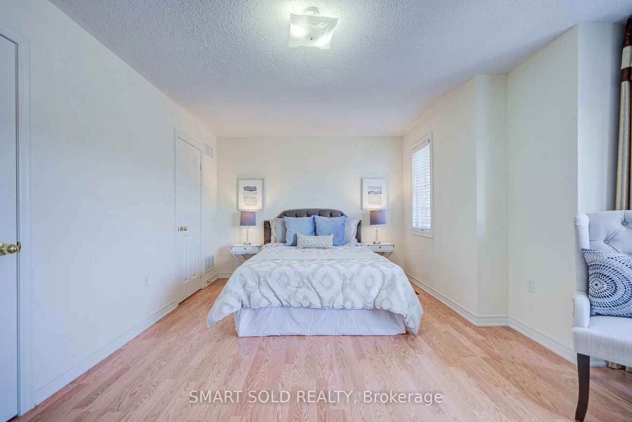 170, Ivy Glen, Patterson, Vaughan