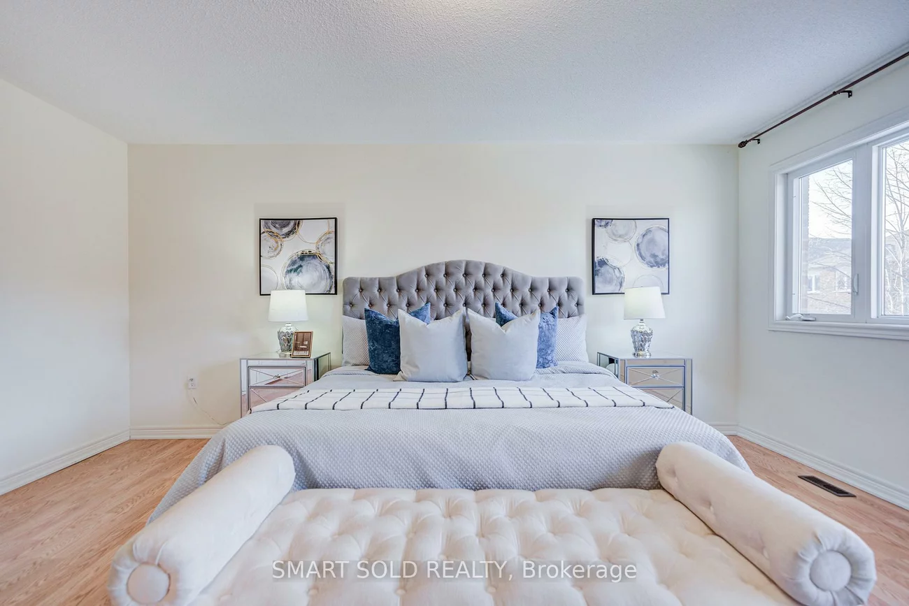 170, Ivy Glen, Patterson, Vaughan