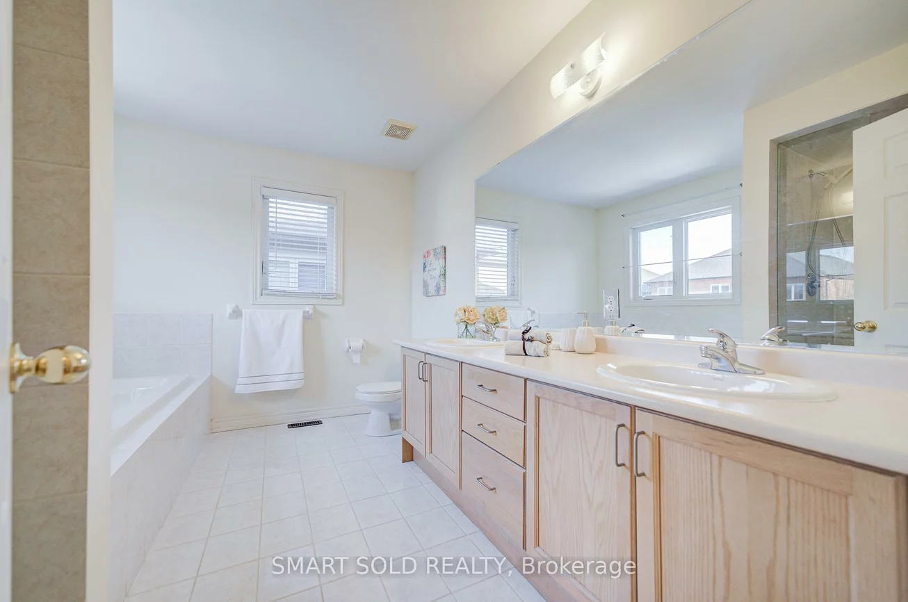 170, Ivy Glen, Patterson, Vaughan