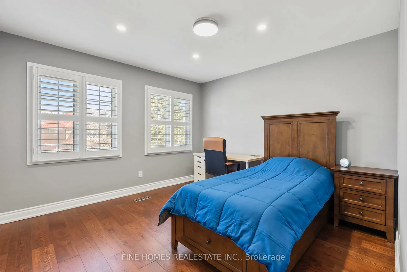 109, Angelina, Vaughan Grove, Vaughan