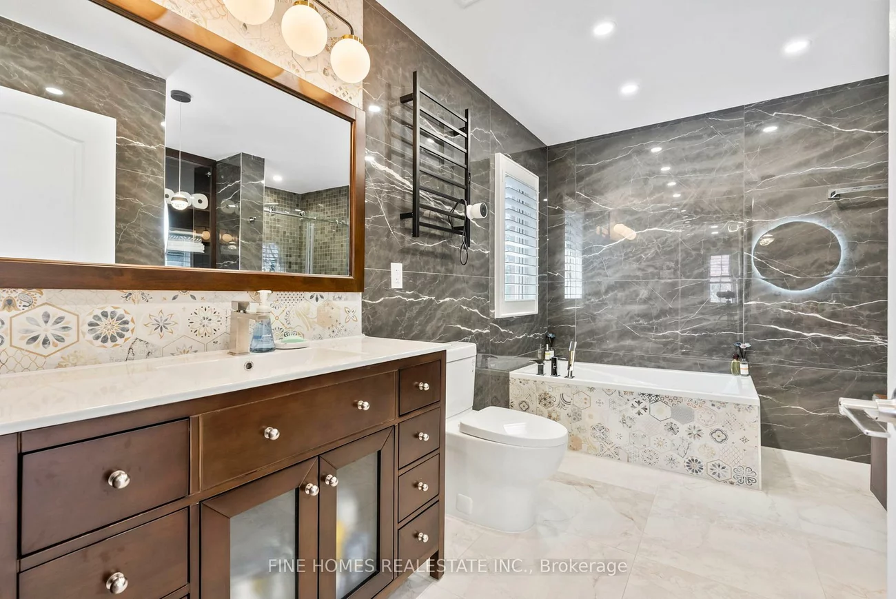 109, Angelina, Vaughan Grove, Vaughan