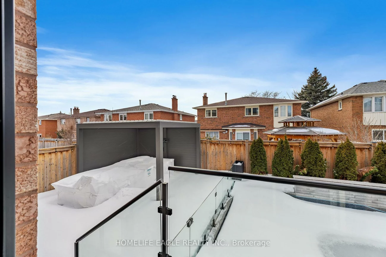 26, Whitetail, East Woodbridge, Vaughan