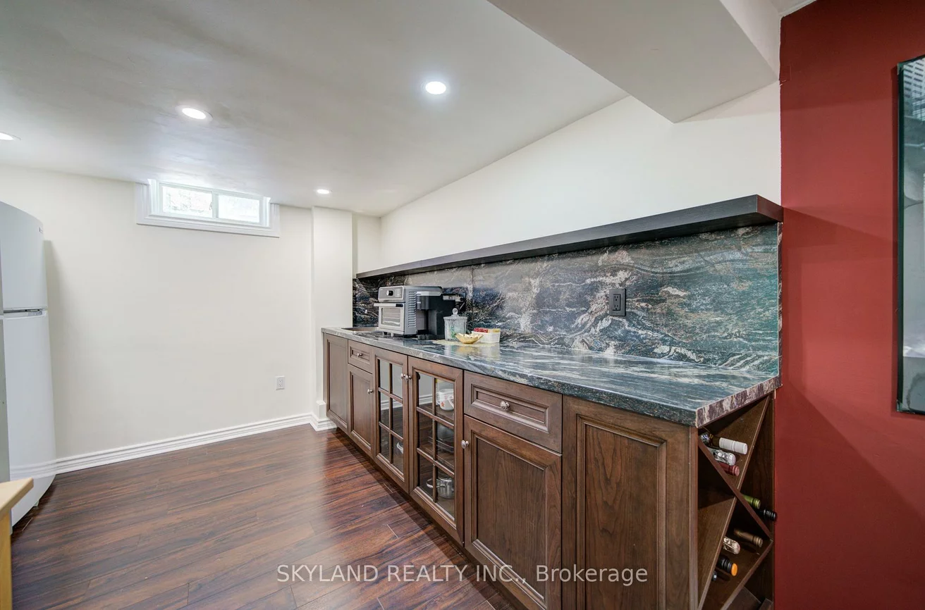 3, Thomas Henry, Brownridge, Vaughan