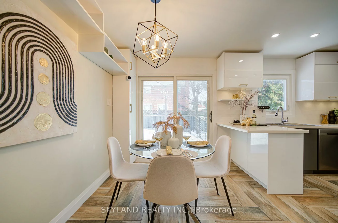 3, Thomas Henry, Brownridge, Vaughan