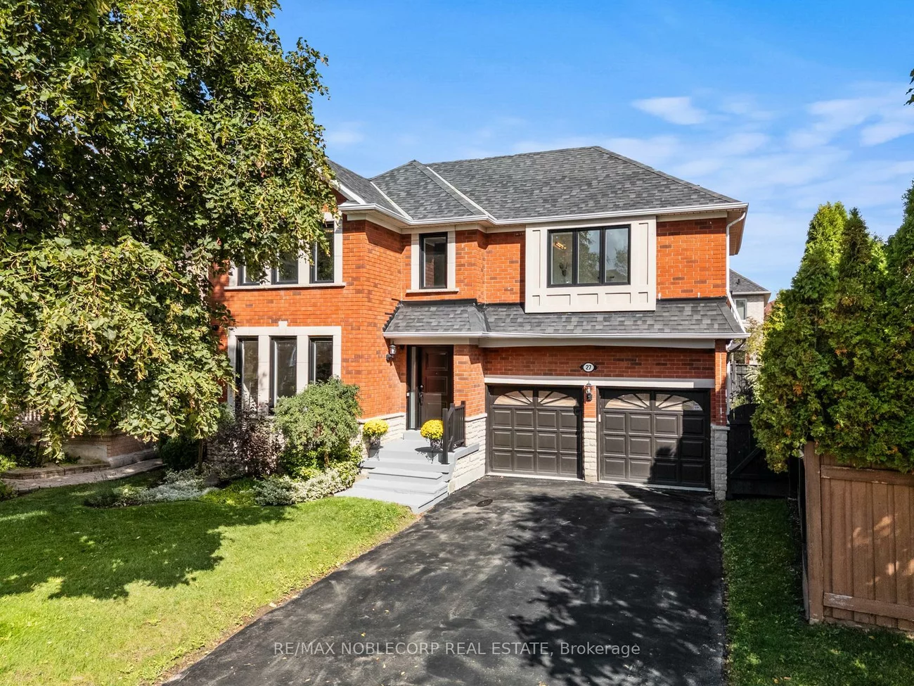 27, Treasure, Vellore Village, Vaughan