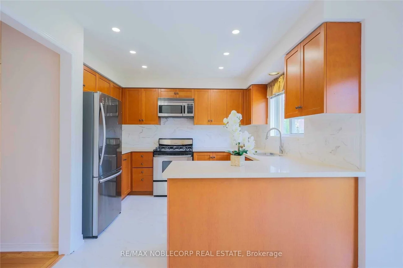 27, Treasure, Vellore Village, Vaughan