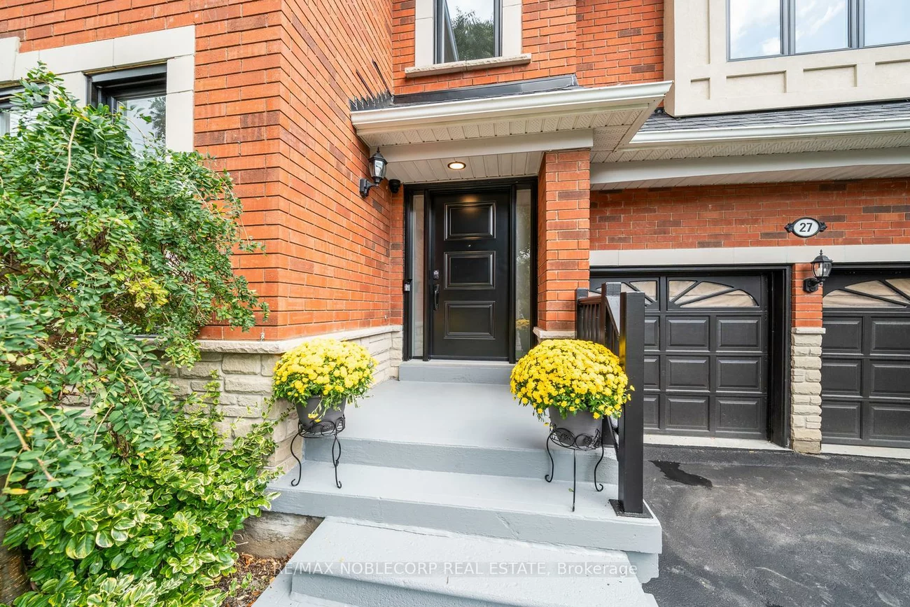 27, Treasure, Vellore Village, Vaughan