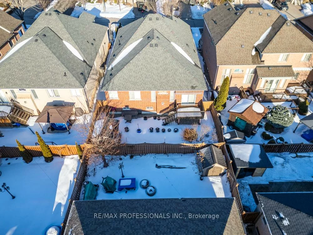 48, Pieta, Vellore Village, Vaughan