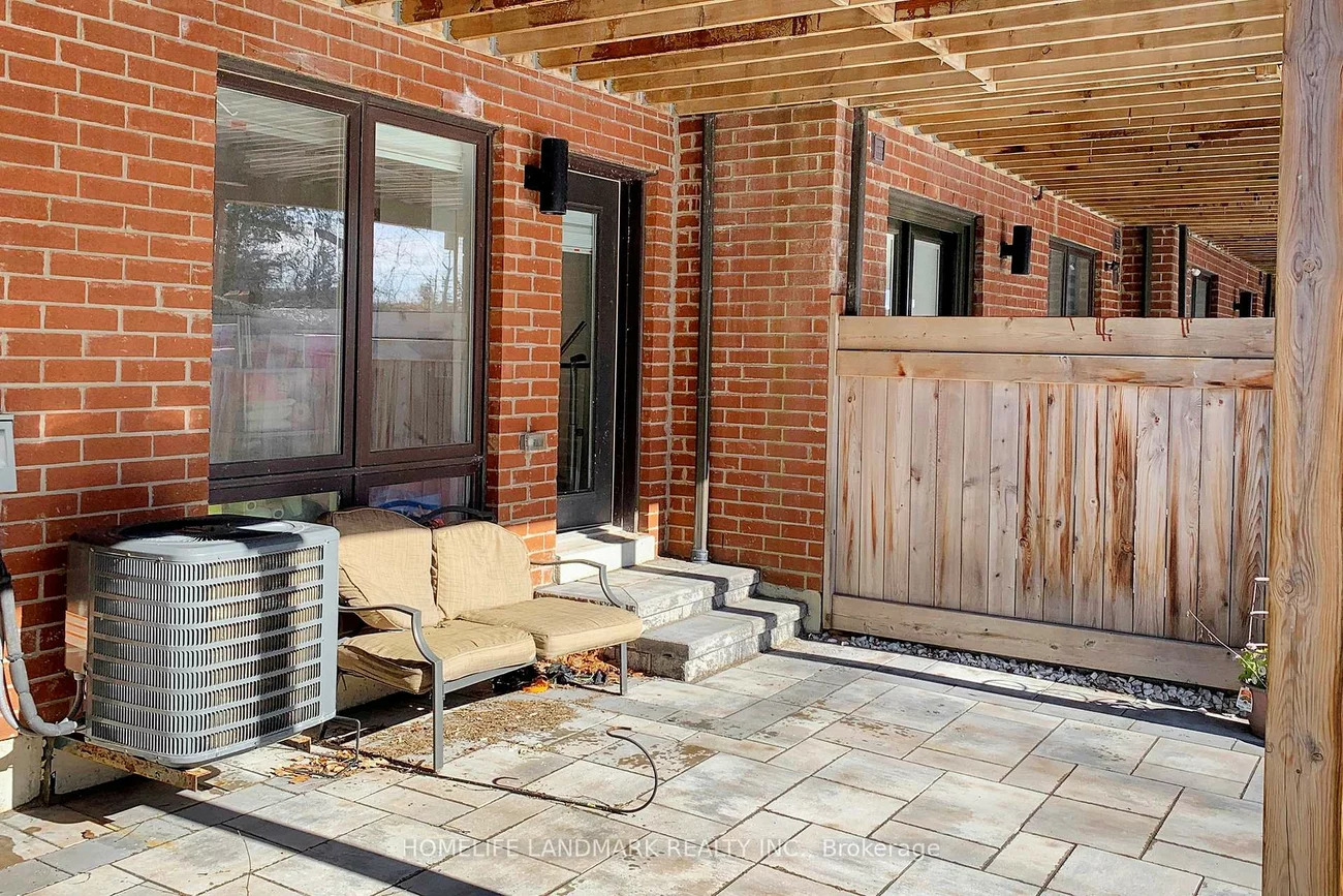 22, Crestridge, Patterson, Vaughan