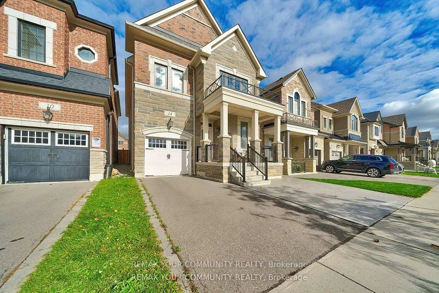 14, Faust, Kleinburg, Vaughan