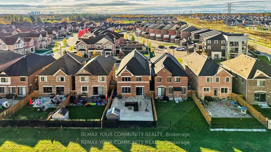 14, Faust, Kleinburg, Vaughan