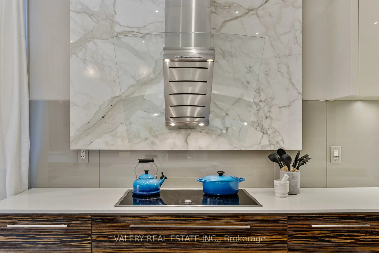 211, Grand Vellore, Vellore Village, Vaughan