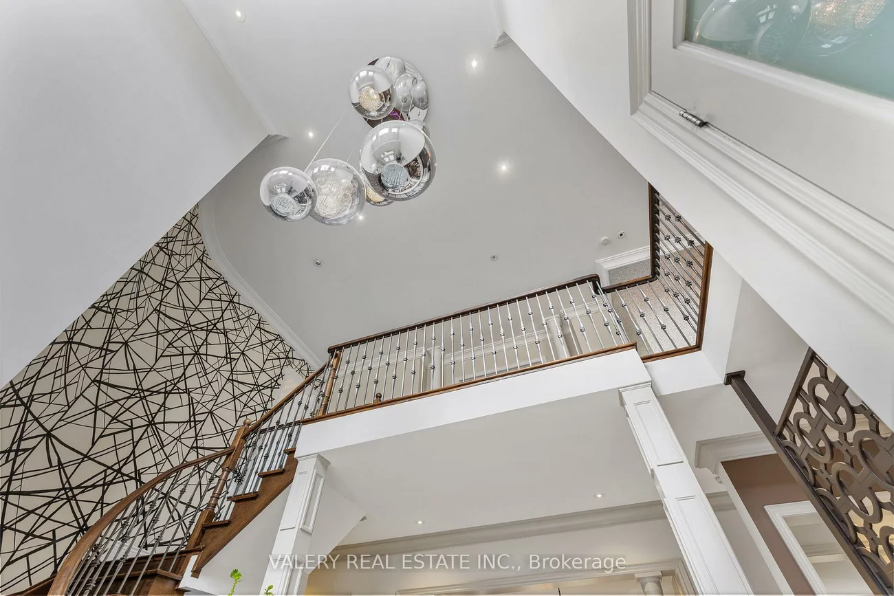 211, Grand Vellore, Vellore Village, Vaughan