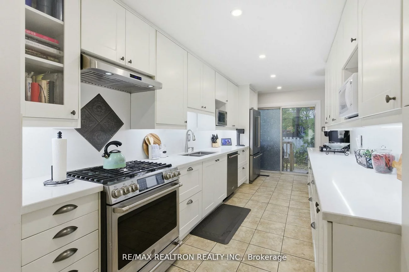 20, Jonathan, Crestwood-Springfarm-Yorkhill, Vaughan