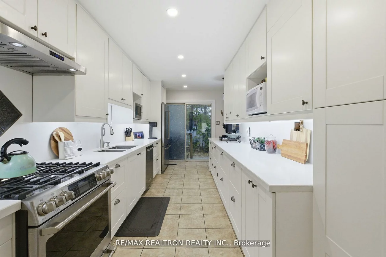 20, Jonathan, Crestwood-Springfarm-Yorkhill, Vaughan