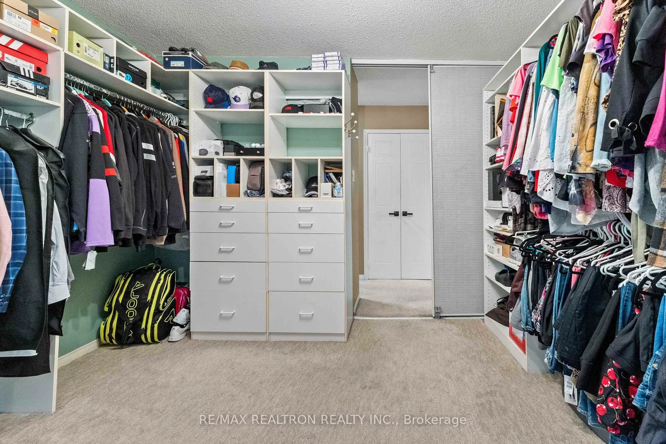 271, Rose Green, Uplands, Vaughan