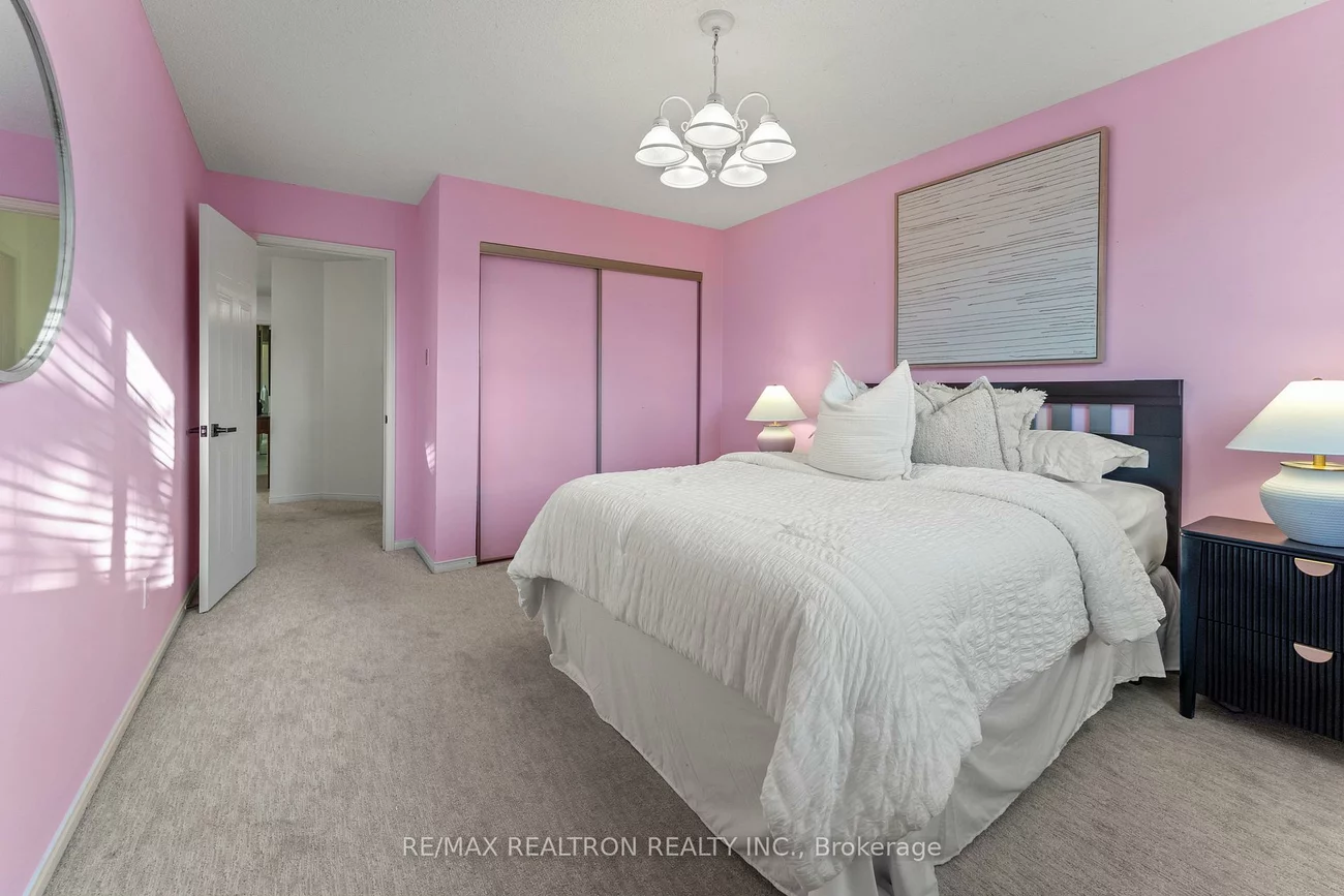 271, Rose Green, Uplands, Vaughan