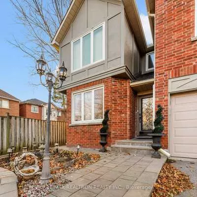 271, Rose Green, Uplands, Vaughan