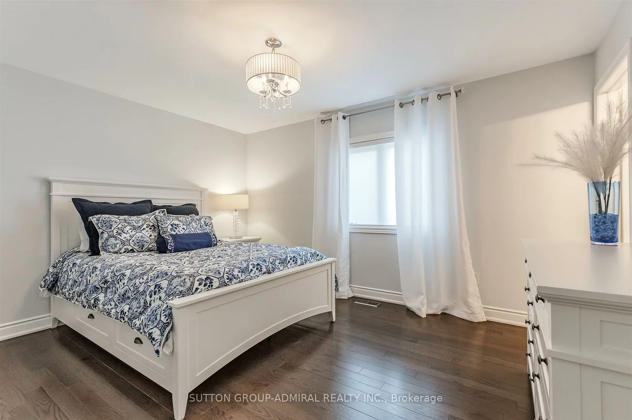 15, Stormont, Vellore Village, Vaughan