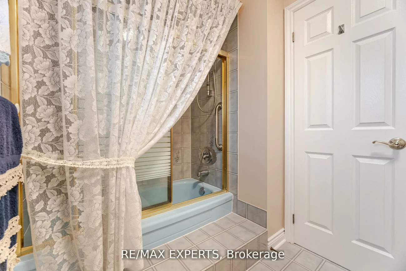 21, Williamsburg, East Woodbridge, Vaughan