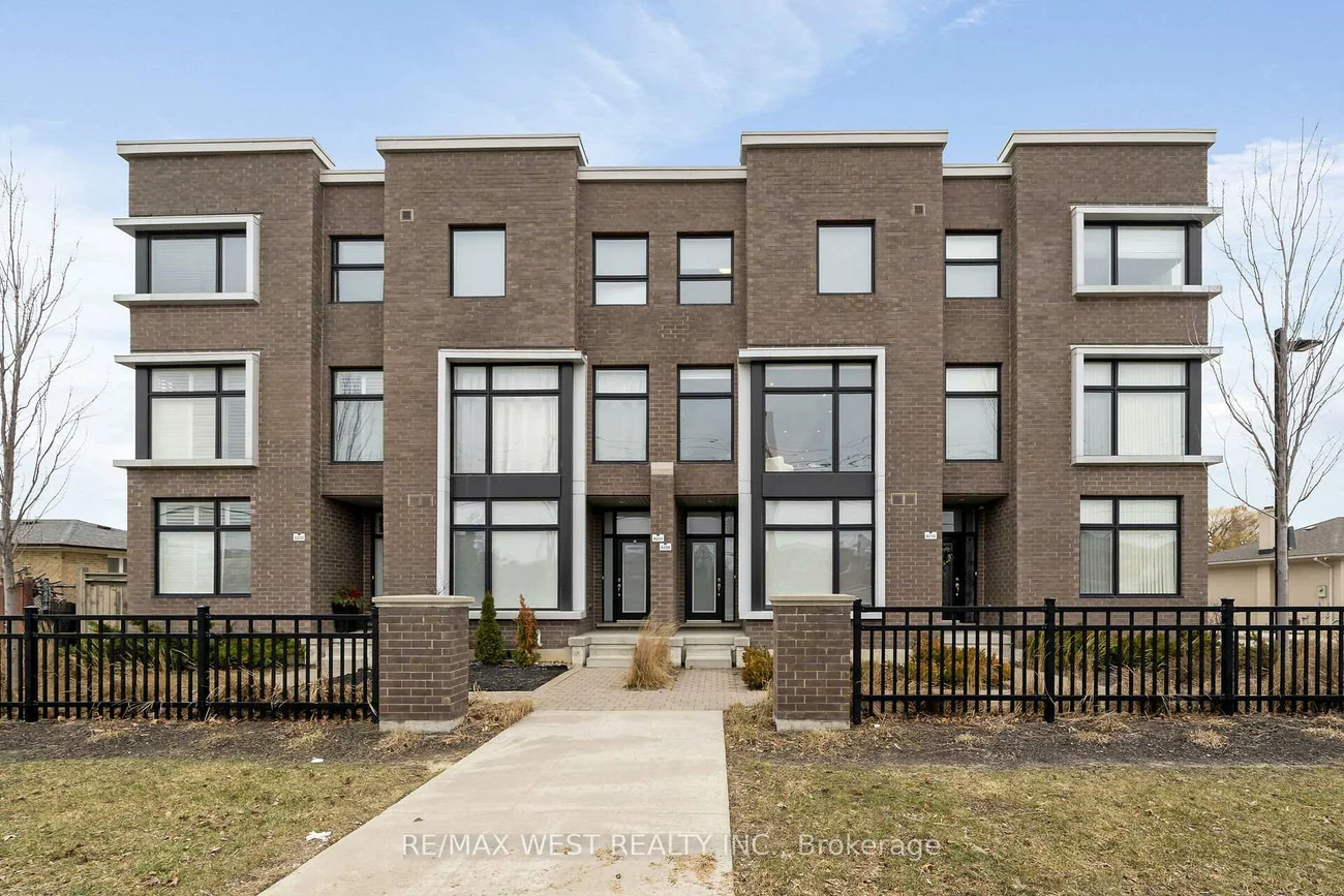 8208, Pine Valley, East Woodbridge, Vaughan