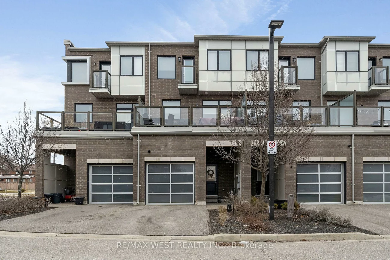 8208, Pine Valley, East Woodbridge, Vaughan