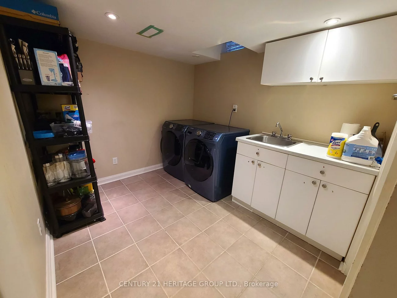 182, Elena, Maple, Vaughan