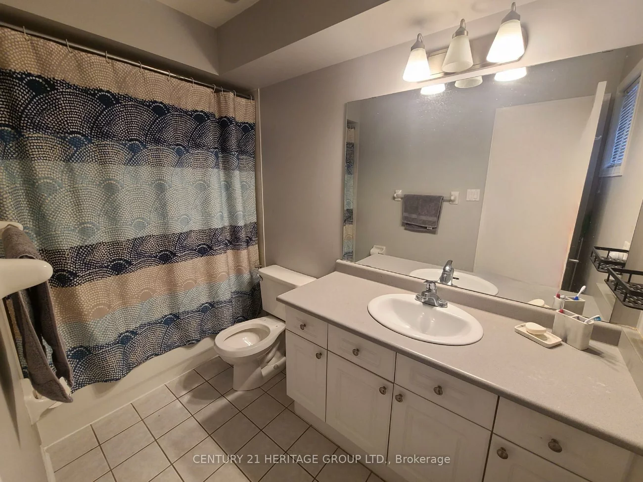 182, Elena, Maple, Vaughan