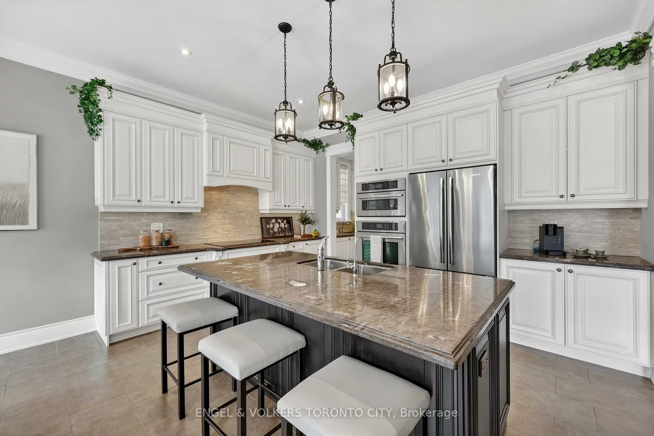 10, Silver Sterling, Vellore Village, Vaughan