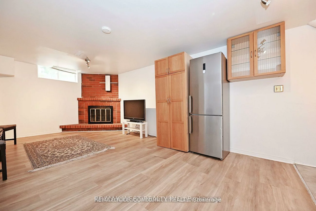 348, Brownridge, Brownridge, Vaughan