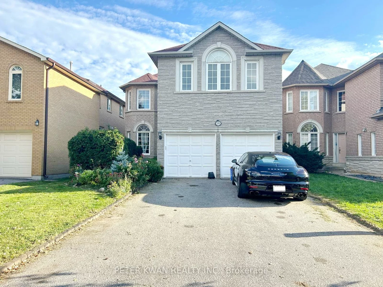 231, Pinewood, Crestwood-Springfarm-Yorkhill, Vaughan